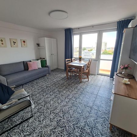 Apartament Wschodni Z Balkonem 4 Osoby Warschau Exterior foto